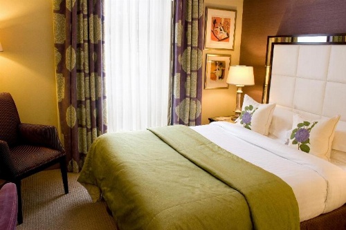The Mandeville Hotel image 2